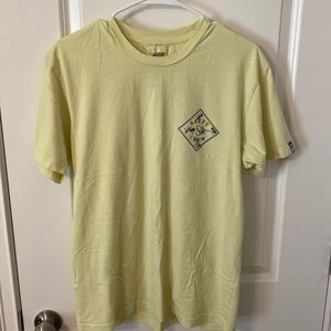 Gently worn mens salty crew tee